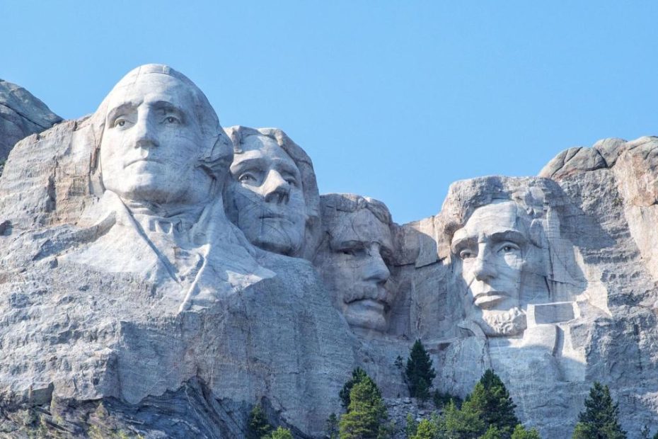 How To Visit Mount Rushmore: 10 Things To Know Before You Go – Earth  Trekkers